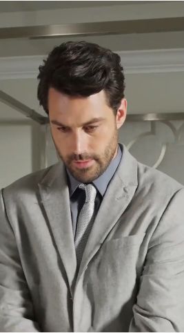 她藏起孕肚離職，禁欲上司急瘋了(全集)